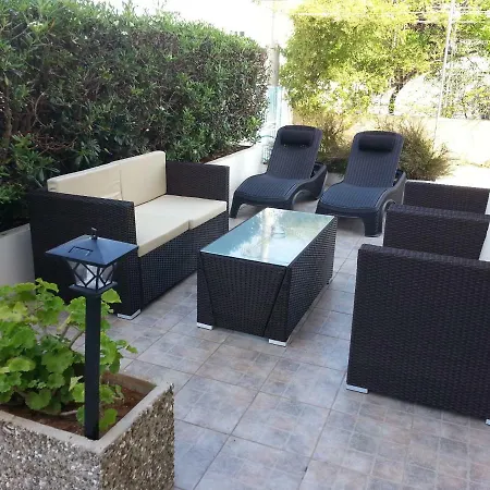 Brezza Marina Bed & Breakfast 3*