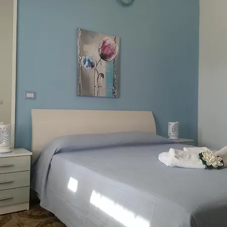 Brezza Marina ベッド・アンド・ブレックファスト 3*