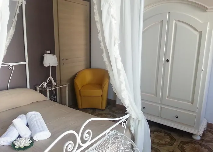 לינה וארוחת בוקר Brezza Marina Torre Pali