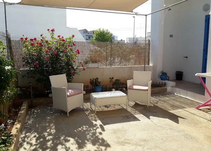 Brezza Marina 3* Torre Pali